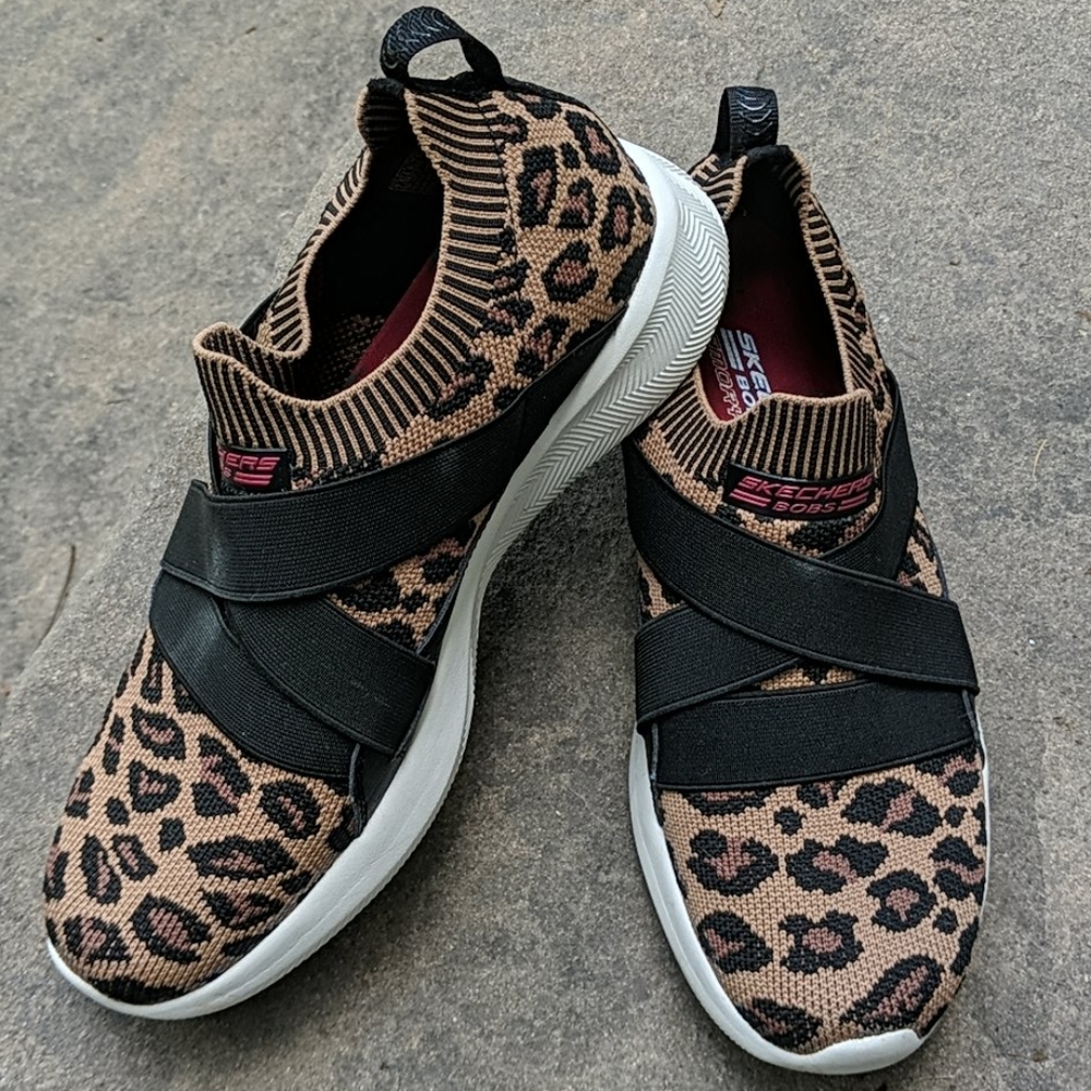 Sketchers bobs sneakers 7.5